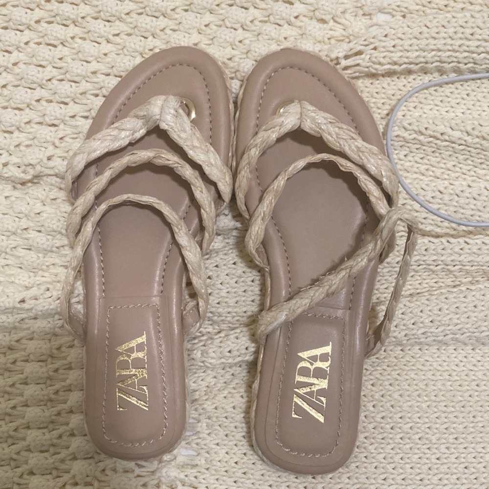 BRAND NEW ZARA SANDALS, SIZE 38